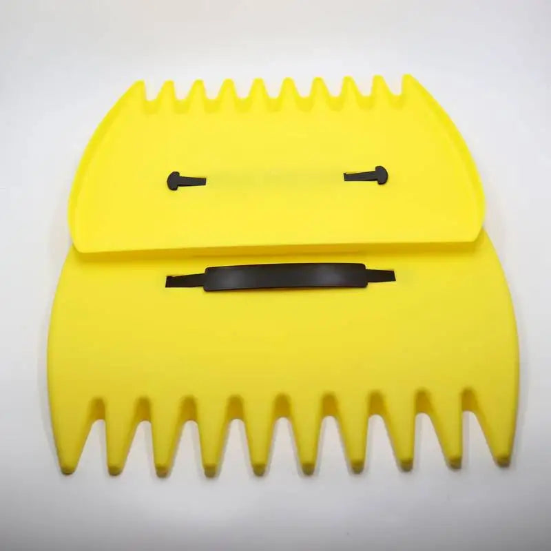 CosoraHome Outdoor Leaf Grabber – Durable Plastic Rake for Easy Yard Cleaning